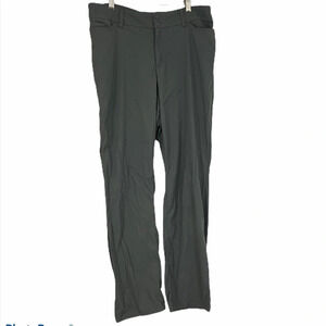 ExOfficio olive green outdoor hiking pants 12. Quick dry packable